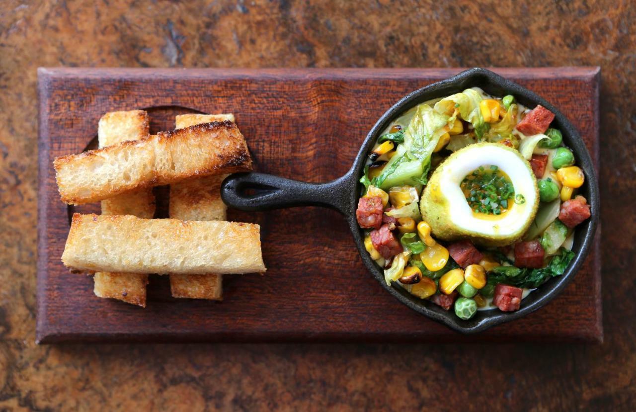 The Goodwood Hotel 치체스터 외부 사진